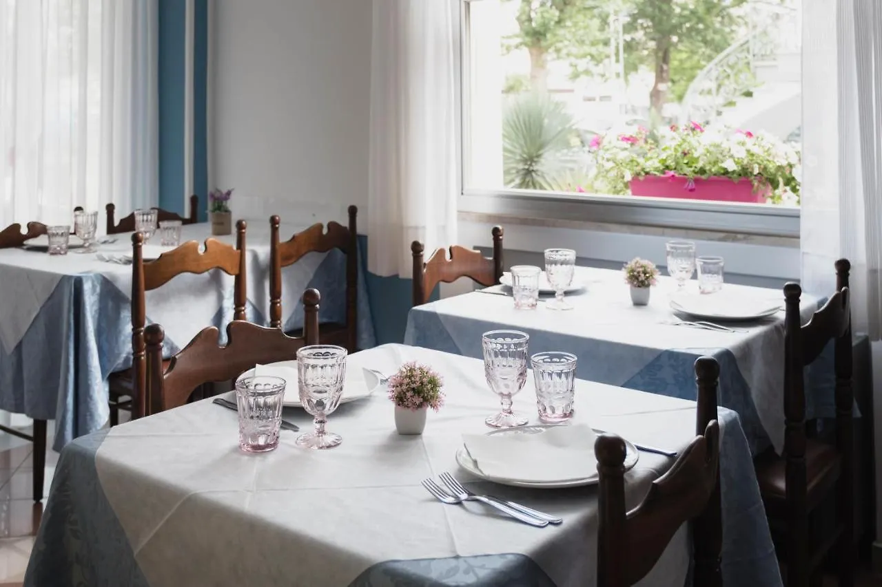 Hotel Cheri Rimini