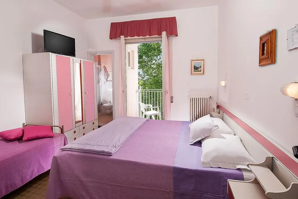 Hotel Cheri Rimini 2*,  Italië
