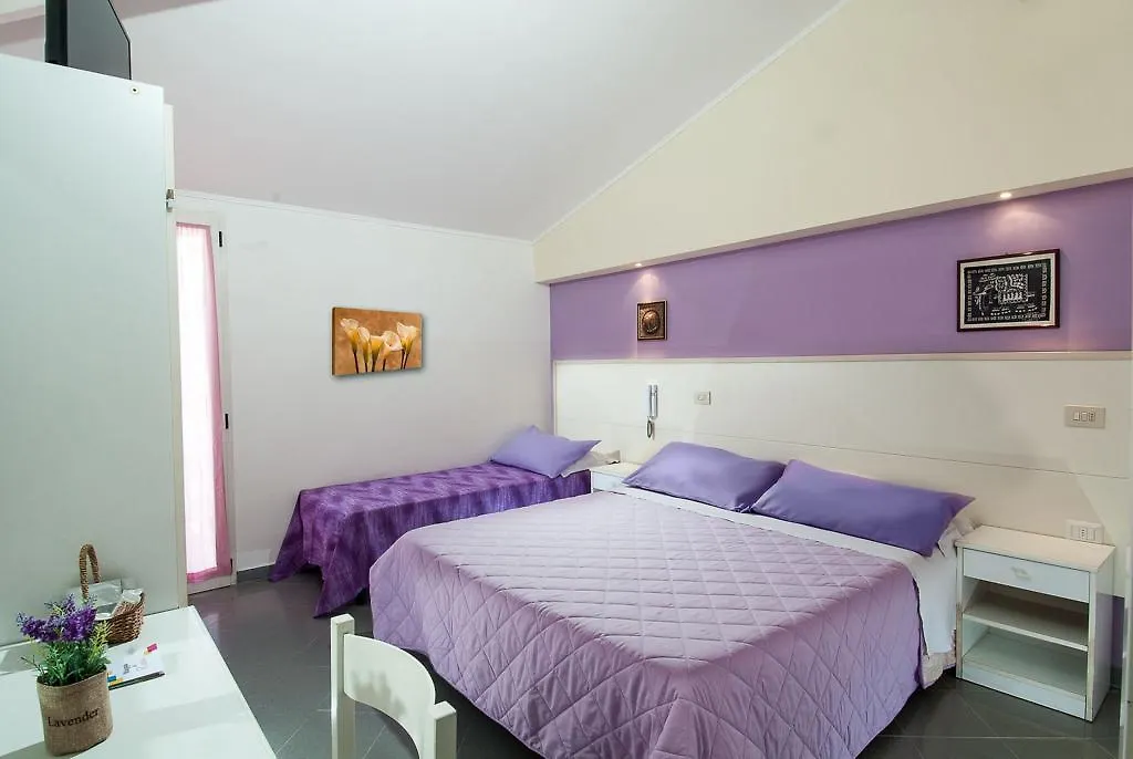 **  Hotel Cheri Rimini Italy