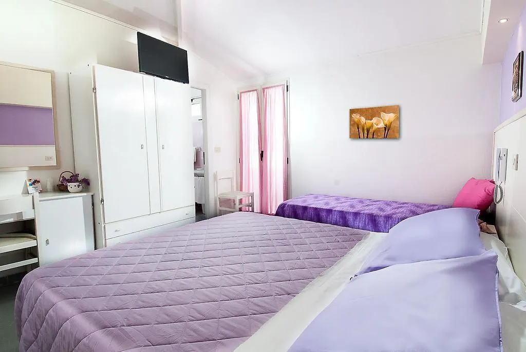 Hotel Cheri Rimini